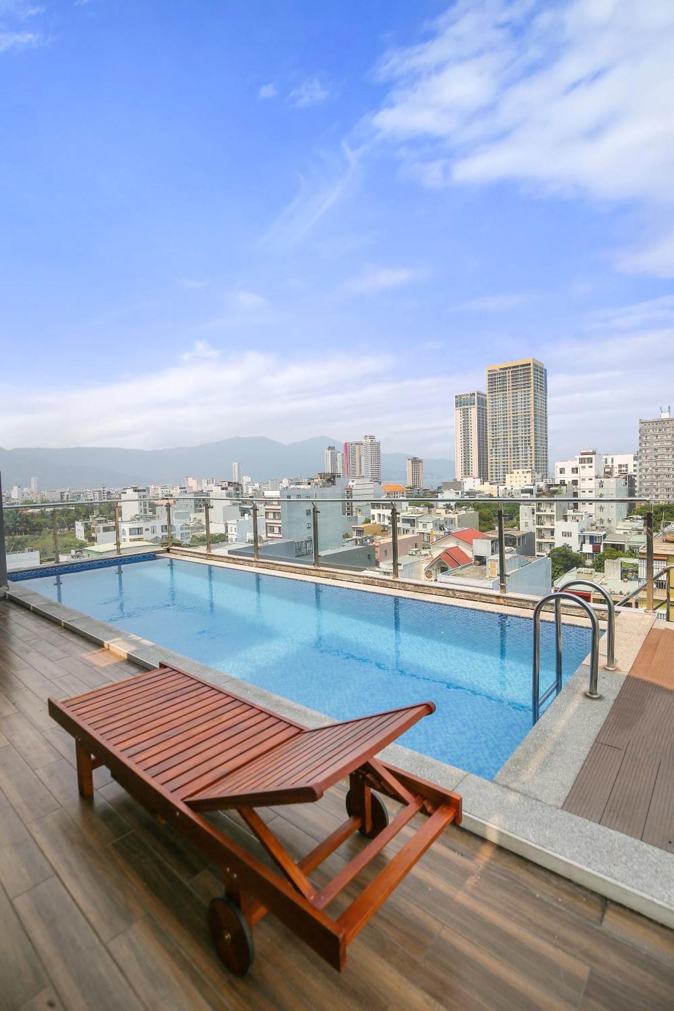Sea Hotel & Apartment Da Nang Exterior photo